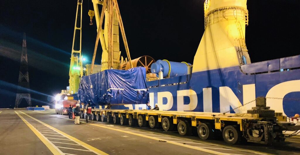 Vận chuyển hàng siêu trường siêu trọng giá rẻ 2 Vận chuyển hàng siêu trường siêu trọng giá rẻ